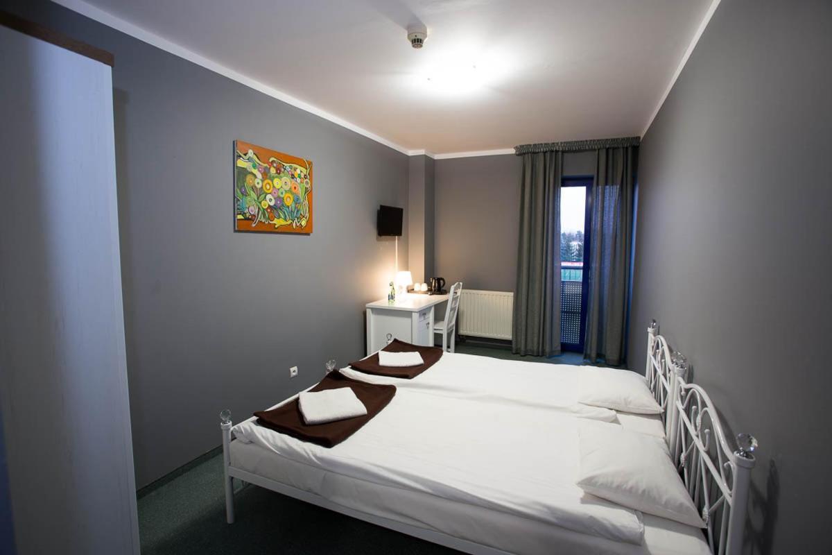 Hotel Kreator-Sport Krasków Exterior foto
